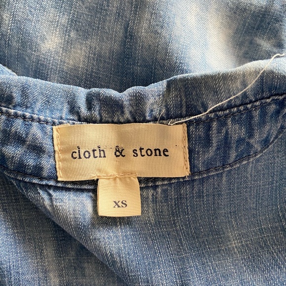 Cloth & Stone Acid Wash Chambray Shirt Size XS - Picture 9 of 9